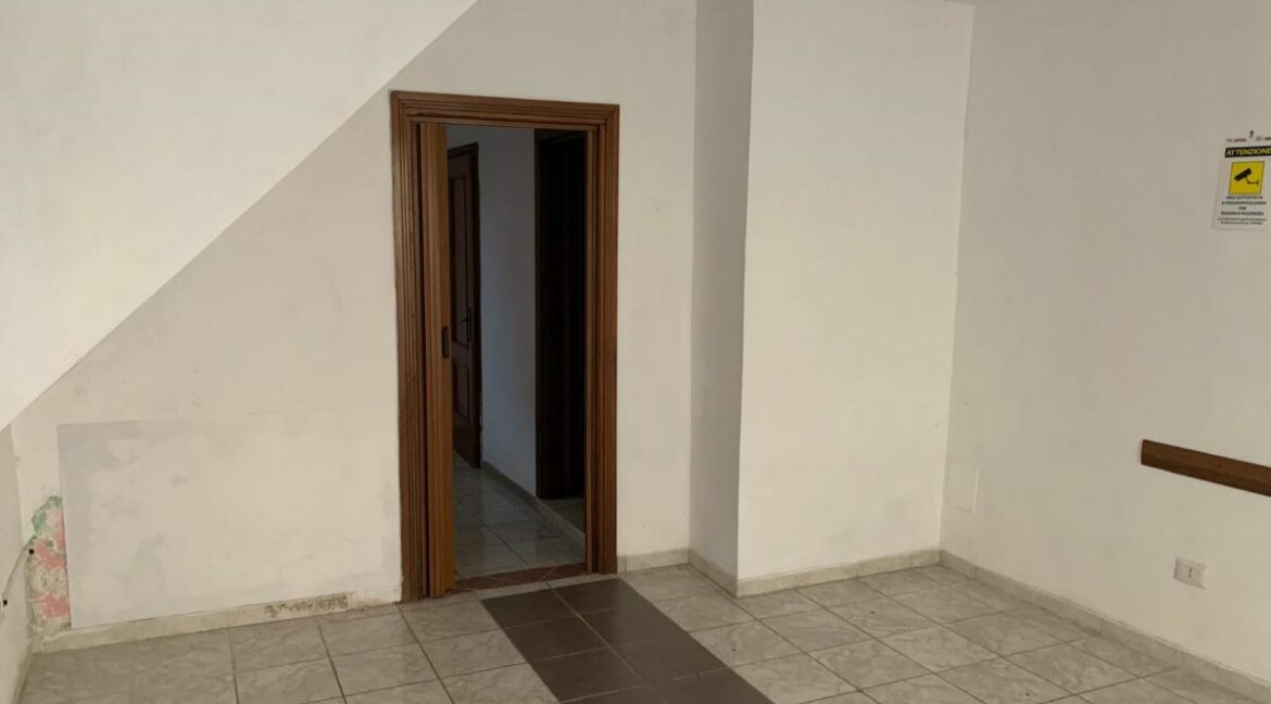 locale-commerciale-in-vendita-supino-fr-lepinia-immobiliare (14)