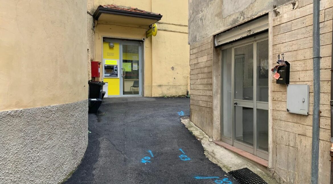 locale-commerciale-in-vendita-supino-fr-lepinia-immobiliare (2)